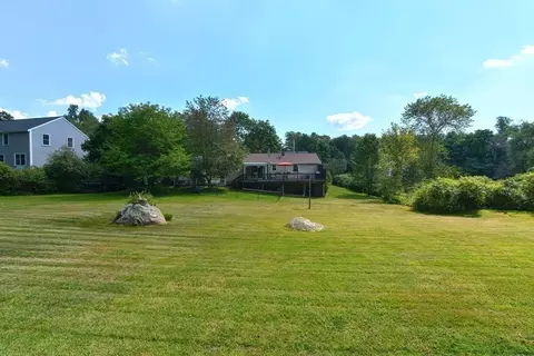 31 Pleasant St, Upton, MA 01568 photo 34