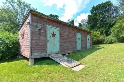 31 Pleasant St, Upton, MA 01568 photo 33