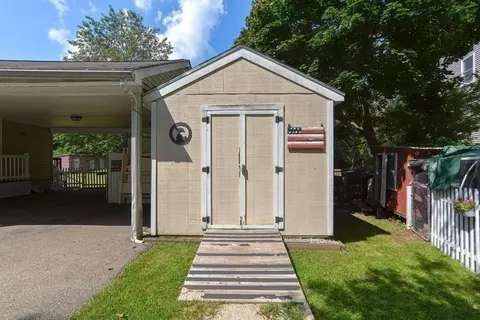 31 Pleasant St, Upton, MA 01568 photo 36