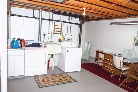 106 Lawrence Rd, Chicopee, MA 01013 photo 34