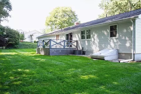 106 Lawrence Rd, Chicopee, MA 01013 photo 8