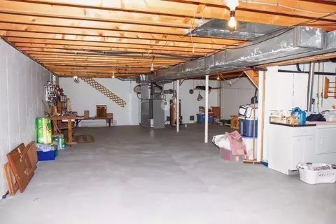 106 Lawrence Rd, Chicopee, MA 01013 photo 39