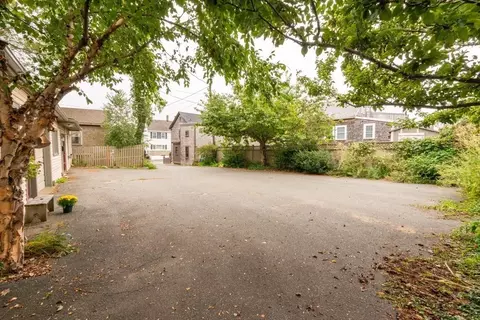 14 Pine St, Gloucester, MA 01930 photo 4