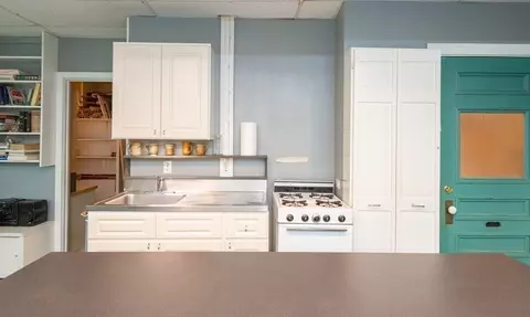 14 Pine St, Gloucester, MA 01930 photo 38