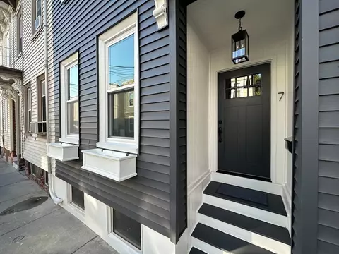 7 7th St, Cambridge, MA 02141