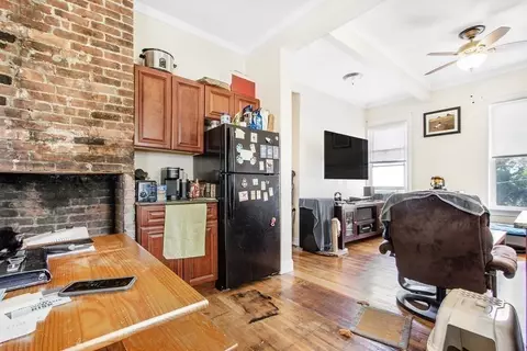 591 N Main St, Fall River, MA 02720 photo 8