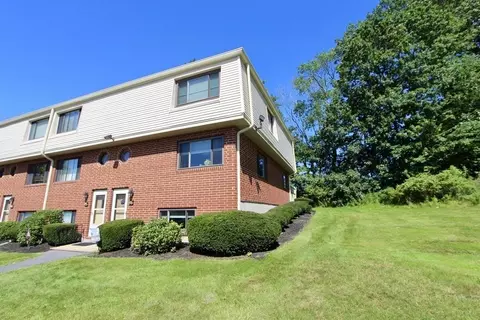 96 Sterling Ln #96, Haverhill, MA 01835