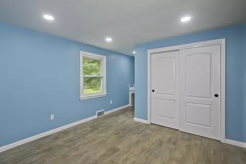 5 Ely Ave, West Springfield, MA 01089 photo 24