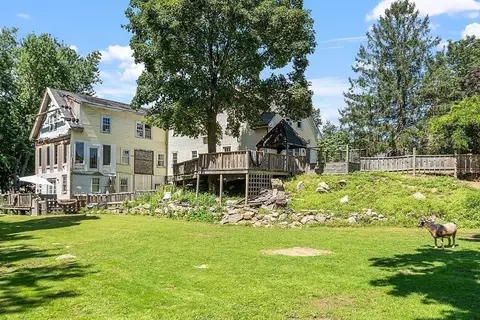 8 Glenmere Way, Gloucester, MA 01930 photo 3
