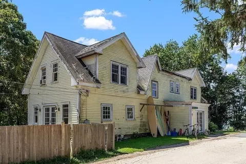 8 Glenmere Way, Gloucester, MA 01930 photo 2