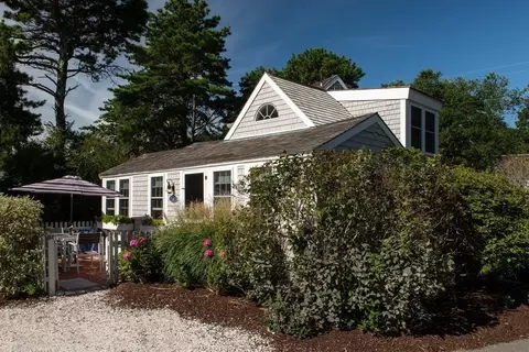 3 Hydrangea Ln #3, Mashpee, MA 02649 photo 3