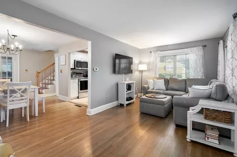 28 Mathaurs St, Milton, MA 02186 photo 5