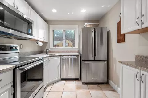 28 Mathaurs St, Milton, MA 02186 photo 9