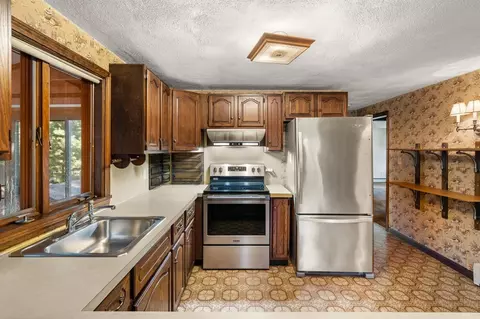 18 Brimbal Ave, Beverly, MA 01915 photo 24