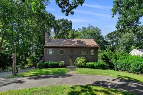 18 Brimbal Ave, Beverly, MA 01915 photo 2