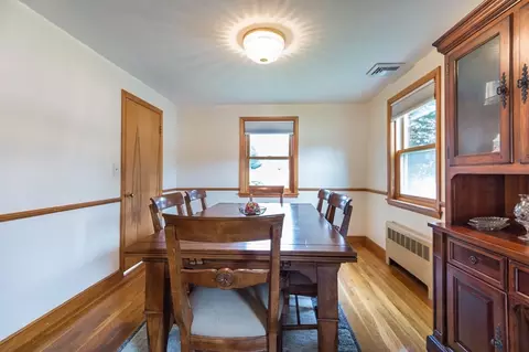 32 Mitchell Ln, Wakefield, MA 01880 photo 8