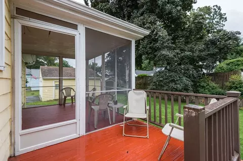 32 Mitchell Ln, Wakefield, MA 01880 photo 20