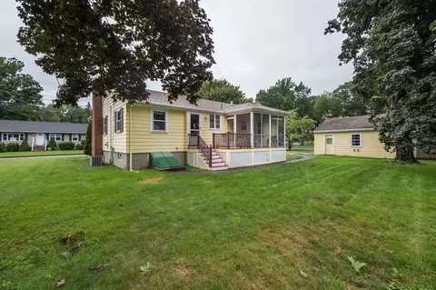 32 Mitchell Ln, Wakefield, MA 01880 photo 23