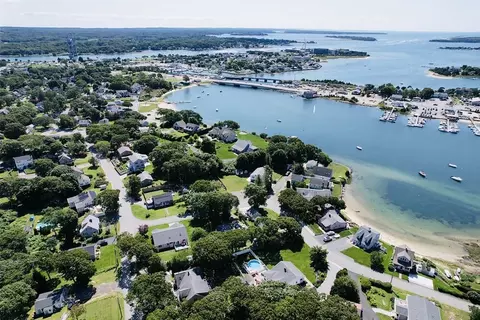 3 Windmill Rd, Bourne, MA 02532 photo 4