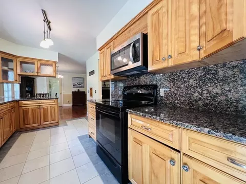 3 Windmill Rd, Bourne, MA 02532 photo 13