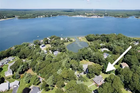 3 Windmill Rd, Bourne, MA 02532 photo 3
