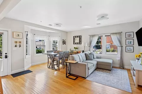 23 Beech St #3, Framingham, MA 01702