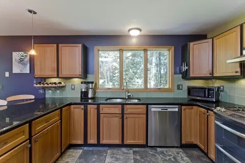 2 Pine Hill Rd, Easthampton, MA 01027 photo 15