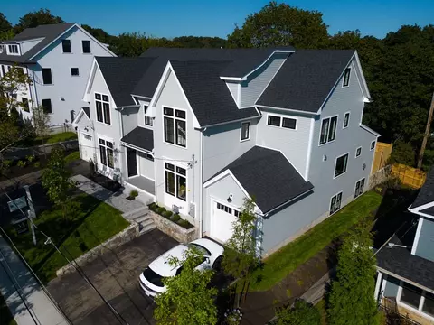 28 Wetherell St #28, Newton, MA 02464