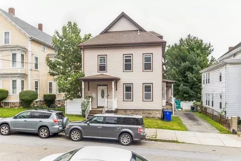 297 Grove St, Fall River, MA 02720