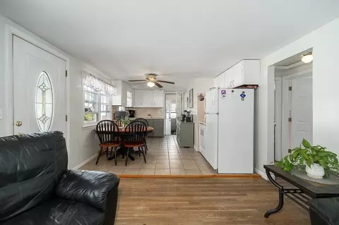 11 Green St, Gloucester, MA 01930 photo 11