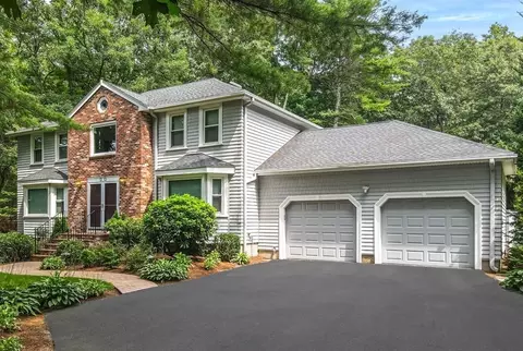 29 Manomet Rd, Sharon, MA 02067
