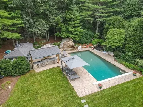 29 Manomet Rd, Sharon, MA 02067 photo 5