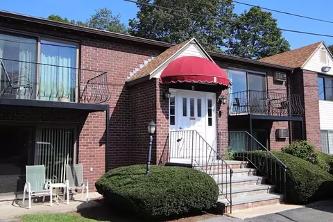 141 Essex St #B6, Saugus, MA 01906