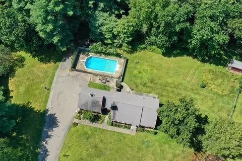 25 Valley Rd, Dover, MA 02030 photo 4