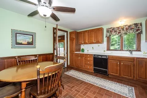 25 Valley Rd, Dover, MA 02030 photo 6