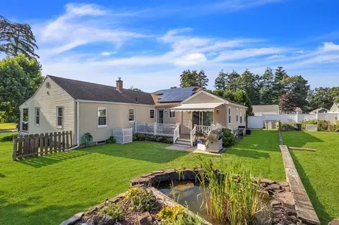 15 Pinebrook Dr, Springfield, MA 01129 photo 32
