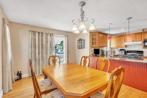 15 Pinebrook Dr, Springfield, MA 01129 photo 22