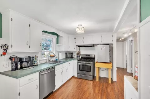 15 Pinebrook Dr, Springfield, MA 01129 photo 9