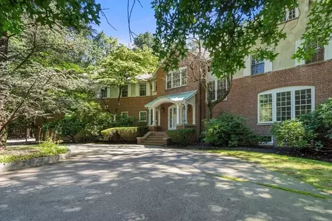 85 Clifton St, Belmont, MA 02478