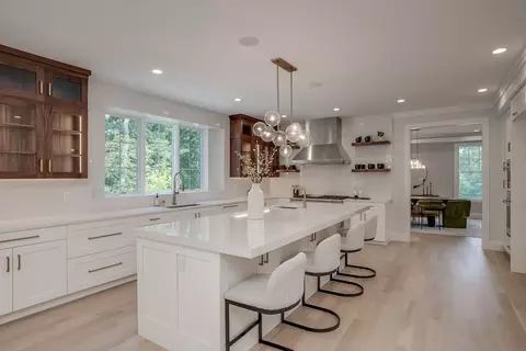 68 Clarke Cir, Needham, MA 02492 photo 11