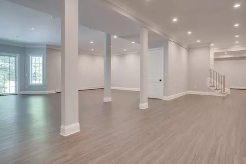 68 Clarke Cir, Needham, MA 02492 photo 32