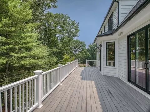 68 Clarke Cir, Needham, MA 02492 photo 40