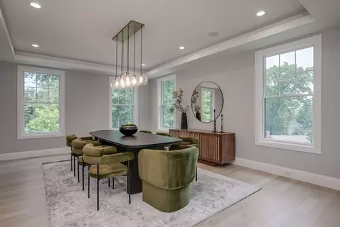 68 Clarke Cir, Needham, MA 02492 photo 8