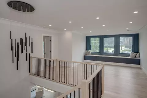68 Clarke Cir, Needham, MA 02492 photo 22