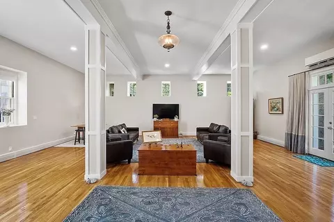 1 Beach St #2, Beverly, MA 01915 photo 5