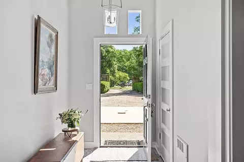 1 Beach St #2, Beverly, MA 01915 photo 3