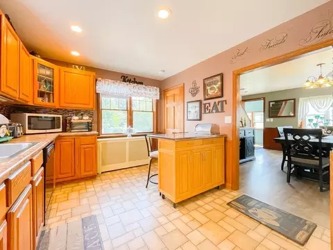 31 Warburton St, Fall River, MA 02720 photo 26
