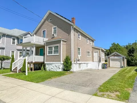 31 Warburton St, Fall River, MA 02720 photo 4