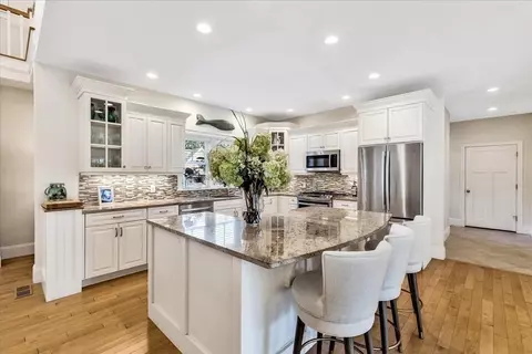 74 The Hts, Mashpee, MA 02649 photo 3