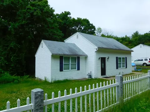 90 Tyngsboro, Westford, MA 01886